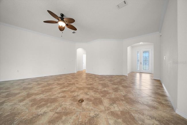 8640 Sw 83 Rd Loop, House other with 3 bedrooms, 2 bathrooms and null parking in OCALA FL | Image 13