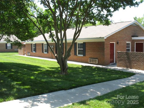 apt-d-1300 Lomax Ave, Charlotte, NC, 28211-2563 | Card Image