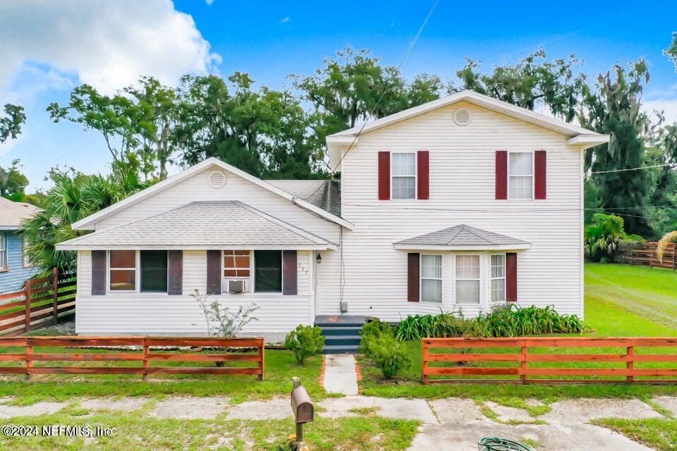 Benham St, Palatka, FL 32177
