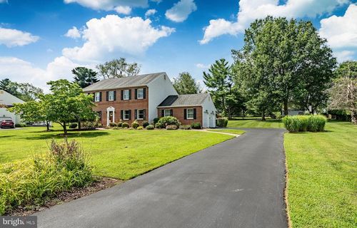 3 Rolling Heights Ln, Chester Hts, PA, 19017 | Card Image