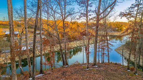 2318 Turkey Ridge Ln, Piney Flats, TN, 37686 | Card Image