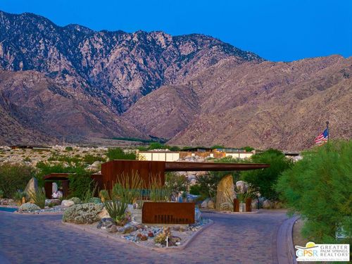 2214 Morning Vista Dr, Palm Springs, CA, 92262-1879 | Card Image