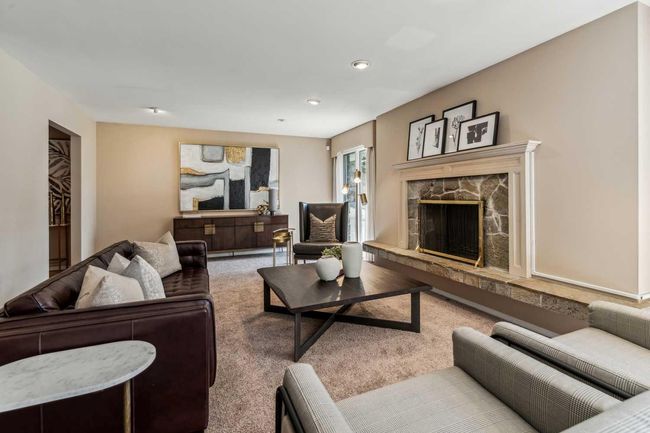 32 Pump Hill Mews Sw, Home with 4 bedrooms, 3 bathrooms and 4 parking in Calgary AB | Image 14