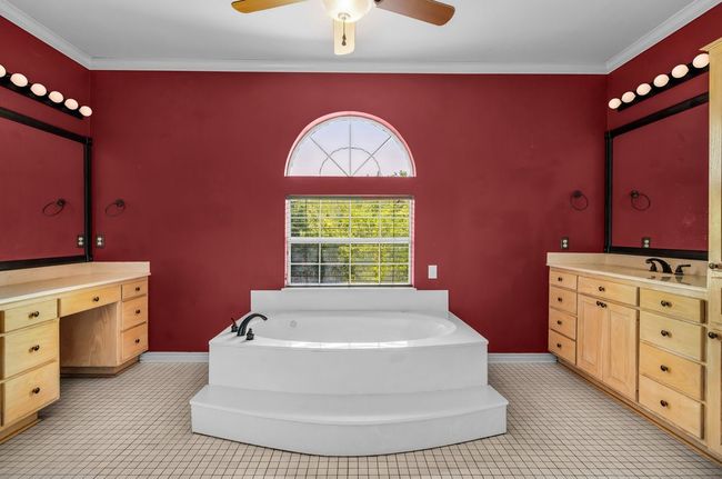 2210 Meadows Ln, House other with 4 bedrooms, 5 bathrooms and null parking in Sherman TX | Image 13