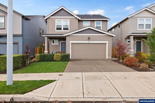 371 Himalaya St Ne, Salem, OR, 97301-5221 | Card Image