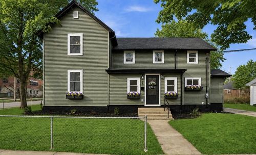 101 Erie St, Valparaiso, IN, 46383-4812 | Card Image