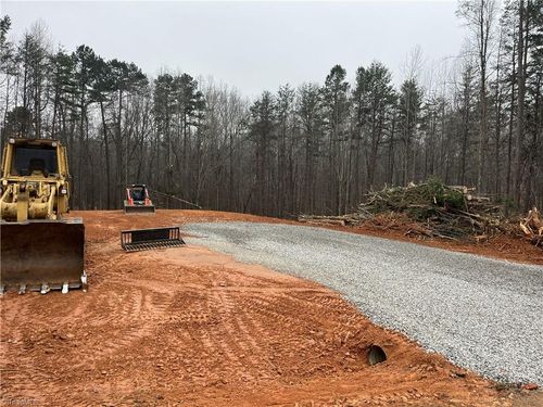 2026 Chris Dr, Walkertown, NC, 27051-9789 | Card Image