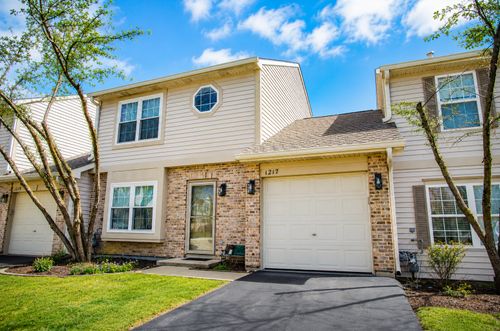 1217 N Village Dr, Round Lake Beach, IL, 60073-4617 | Card Image