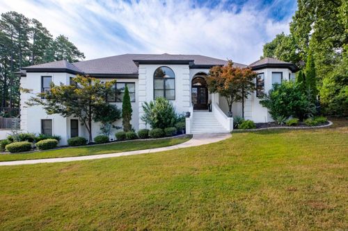 211 Sezanne Dr, Little Rock, AR, 72223-5094 | Card Image