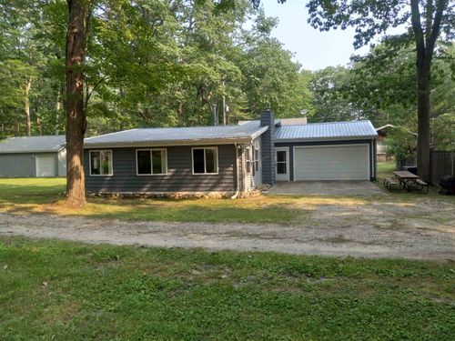 5337 E 11th St, Au Gres, MI, 48703-9581 | Card Image