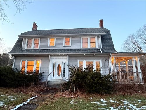 3881 E Center St, Conneaut, OH, 44030-3063 | Card Image