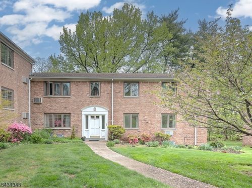 57 Troy Dr, Springfield, NJ, 07081-2030 | Card Image