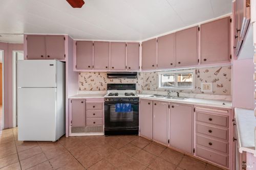 4-4080 Burke Hill Dr, Ukiah, CA, 95482-9311 | Card Image