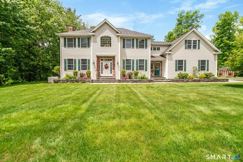 117 Chippenwood Ln, Bristol, CT, 06010-8534 | Card Image