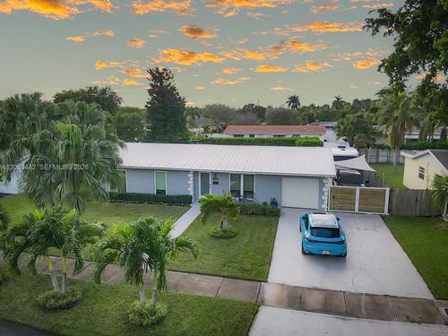 18124 Sw 92nd Ct, Palmetto Bay, FL, 33157-5735 | Card Image