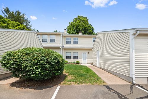 711-711 Misty Meadow Ln, South Windsor, CT, 06074-3652 | Card Image