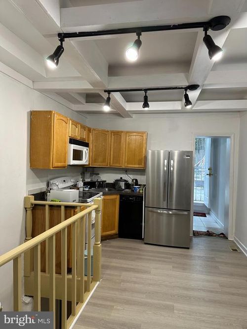 1009 W Susquehanna Ave, PHILADELPHIA, PA, 19122-1214 | Card Image