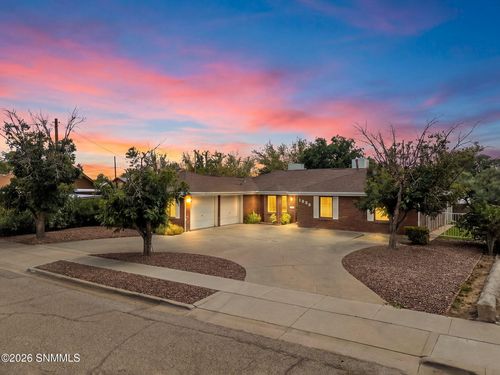 1950 Rosedale Dr, Las Cruces, NM, 88005-1654 | Card Image