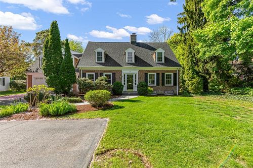 340 Newman Ave, Rumford, RI, 02916-1251 | Card Image