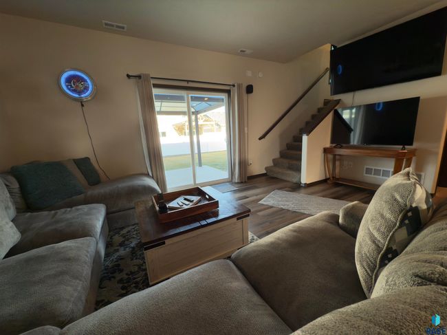 4418 E Whisper Ridge Pl, Townhouse with 2 bedrooms, 2 bathrooms and null parking in Sioux Falls SD | Image 7