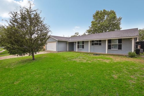 3601 Chime St, Irving, TX, 75062-6823 | Card Image