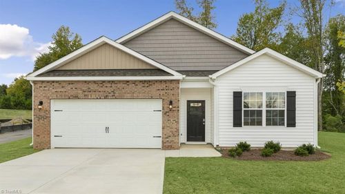 134 Lissa Anne Ln, Winston-Salem, NC, 27104 | Card Image