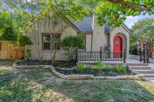 2312 Carleton Ave, Fort Worth, TX, 76107-4266 | Card Image