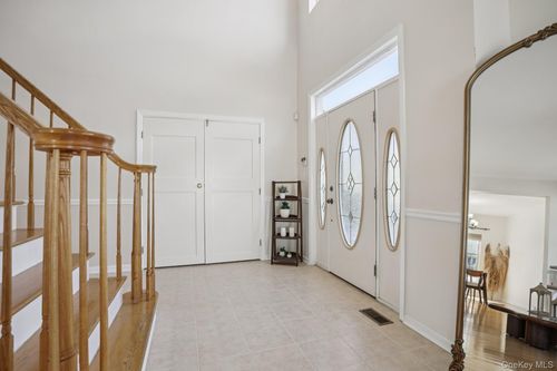 3015 Molly Pitcher Dr, New Windsor, NY, 12553-6163 | Card Image