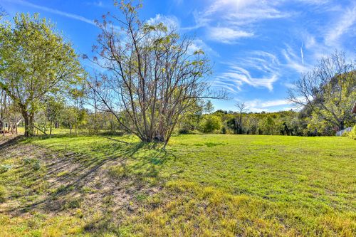210 E Morrow St, Georgetown, TX, 78626-4311 | Card Image