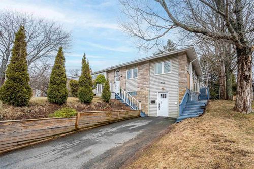 40 Gateway Rd, Halifax, NS, B3M1M9 | Card Image