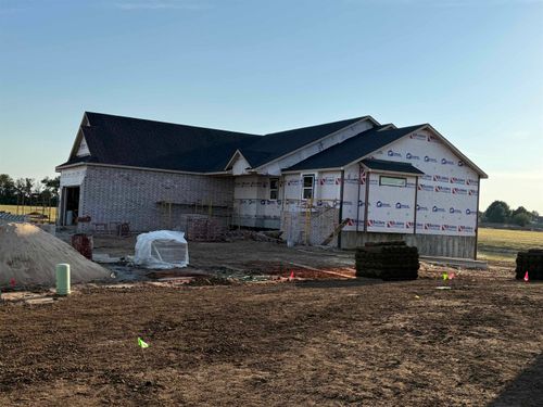 464 Stoney Creek St, Clearwater, KS, 67026-8715 | Card Image