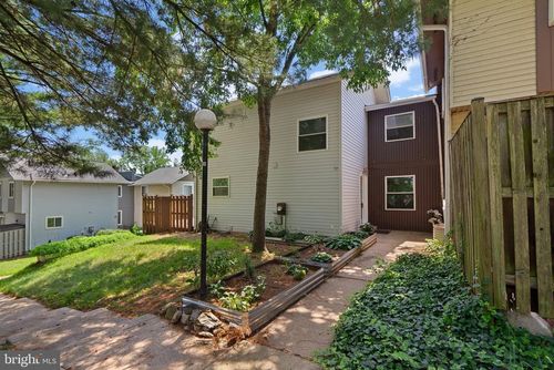 275-52 Anna Ct, GAITHERSBURG, MD, 20877-3430 | Card Image