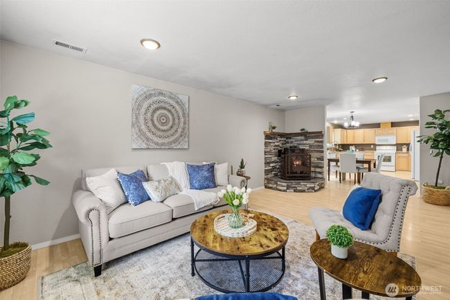 19221 Patterson Rd E, House other with 3 bedrooms, 2 bathrooms and 2 parking in Orting WA | Image 10