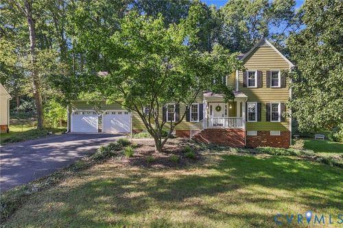 5700 Sandstone Ridge Rd, Midlothian, VA, 23112-6301 | Card Image