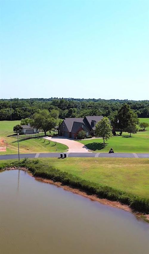 4400 Shoreline Dr, Norman, OK, 73026-1303 | Card Image