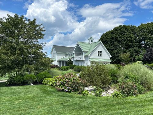 57 Strawberry Ln, Portsmouth, RI, 02871-1928 | Card Image