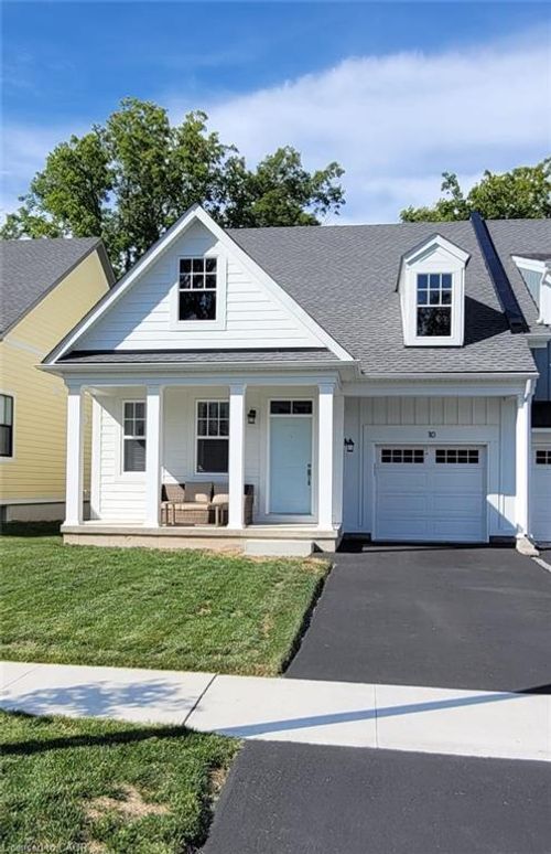 10 Paradise Grove, Niagara On The Lake, ON, L0S1J0 | Card Image