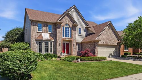 20547 Windham Dr, Macomb, MI, 48044-3542 | Card Image