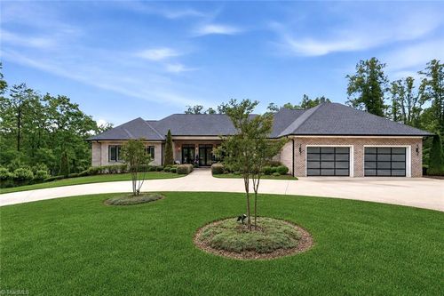 109 Wyncrest Ter, Mount Airy, NC, 27030-9968 | Card Image