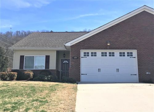 5688 Hickory St, Ooltewah, TN, 37363-5905 | Card Image