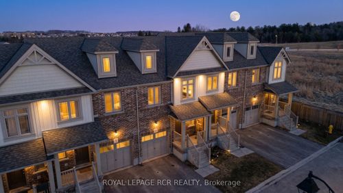 10-124 Parkinson Cres, Orangeville, ON, L9W6X3 | Card Image