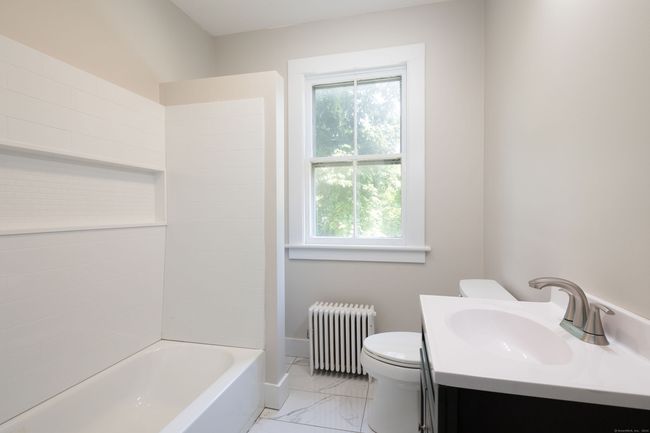 33 Granite Ave, House other with 5 bedrooms, 2 bathrooms and null parking in Canaan CT | Image 14