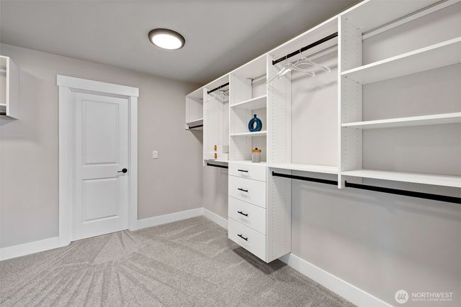 Photos are of a home in a different community and are for illustration purposes only to reflect typical finishes. May depict seller enhancements. Colors and options may vary. | Image 15
