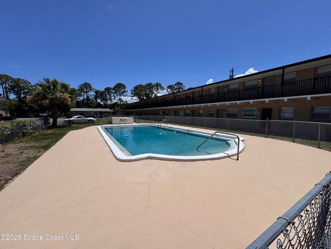 102 - 1715 Dixon Blvd, Condo with 2 bedrooms, 1 bathrooms and null parking in Cocoa FL | Image 7