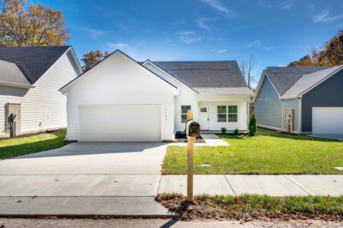 7103 Wiley Cir, Fairview, TN, 37062-9228 | Card Image