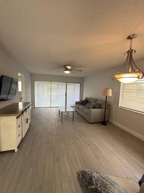 312-6070 Nw 64th Ave, Tamarac, FL, 33319 | Card Image