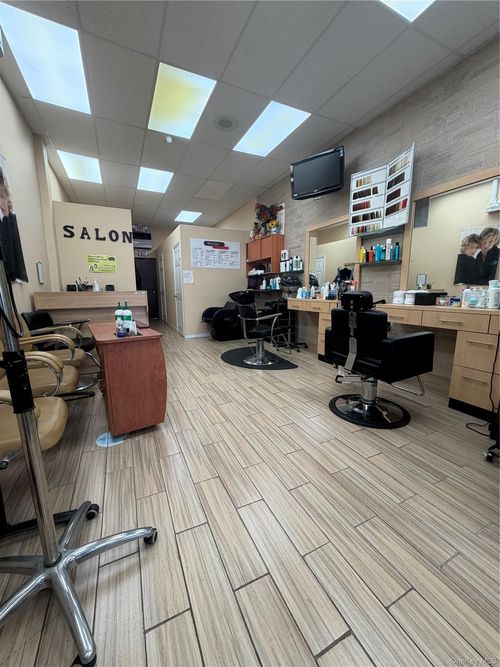 2050 New Hyde Park Road, North Hempstead, NY, 11040 | Card Image