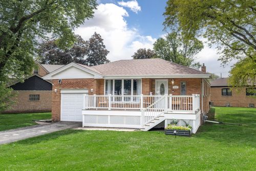 4216 Kathleen Ln, Oak Lawn, IL, 60453-5748 | Card Image