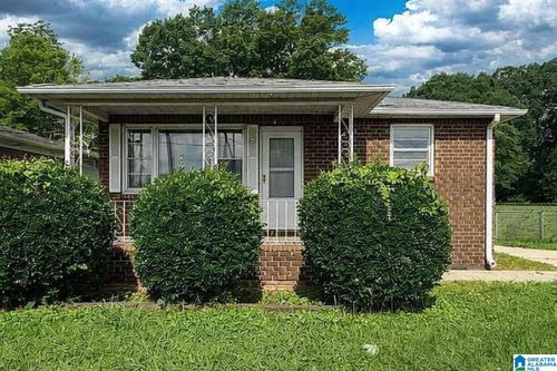1002 Meadowood Ave, HUEYTOWN, AL, 35023 | Card Image
