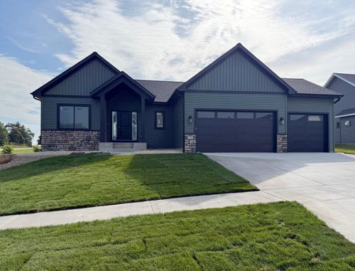 630 7th Ave Ne, Byron, MN, 55920-1551 | Card Image